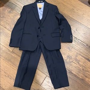 Boys Formal 4-pc Suit